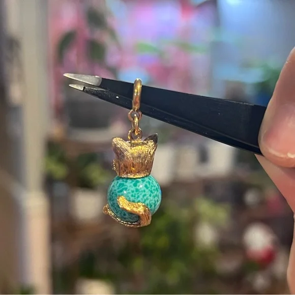 Vintage Monet Gold Cat Turquoise Ball Charm - Picture 4 of 5